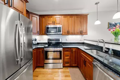 695 E 8th St #3, Boston, MA 02127 - Photo 3