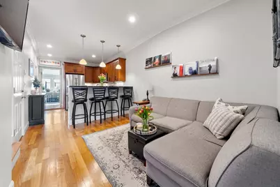 695 E 8th St #3, Boston, MA 02127 - Photo 7