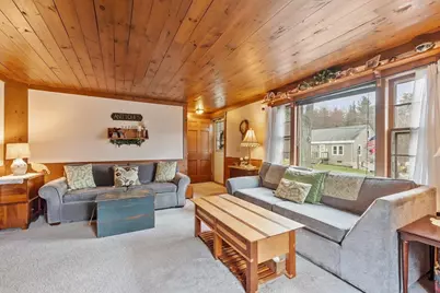 21 Beal St, Lunenburg, MA 01462 - Photo 13