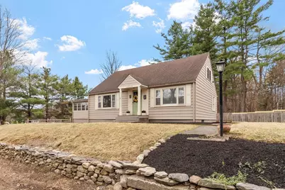 21 Beal St, Lunenburg, MA 01462 - Photo 3