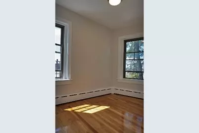 102 Willow St #04, Cambridge, MA 02141 - Photo 5