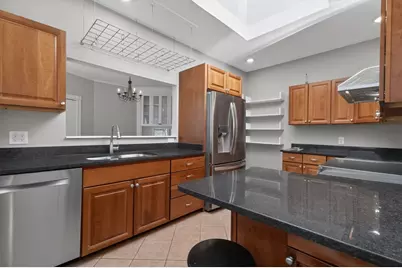 16 Garrison Rd #5, Brookline, MA 02445 - Photo 5