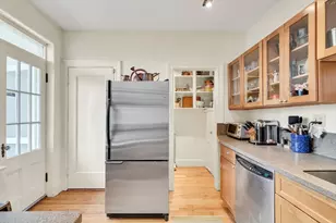 321 Tappan St, Brookline, MA 02445 - Photo 15