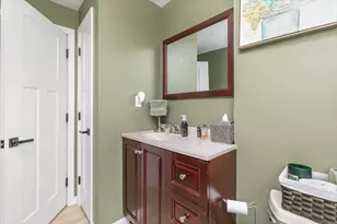 38 Twin Brooks Cir, Haverhill, MA 01835 - Photo 9