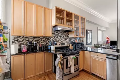 124 F St, Boston, MA 02127 - Photo 9