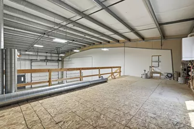 9 Whalley Way, Southwick, MA 01077 - Photo 5