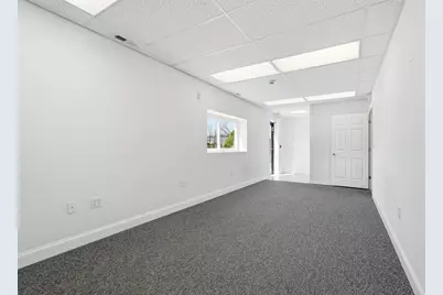 9 Whalley Way, Southwick, MA 01077 - Photo 7