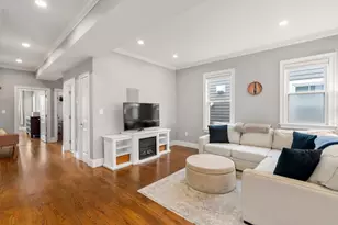 364 Meridian St, Boston, MA 02128 - Photo 7