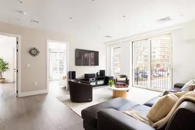 69 Walnut St #4, Brookline, MA 02445 - Photo 5