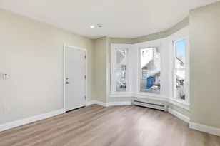 6 Kimball St, Haverhill, MA 01830 - Photo 5