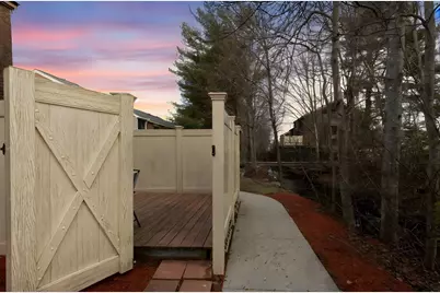 127 Greenbrook Dr #127, Stoughton, MA 02072 - Photo 3