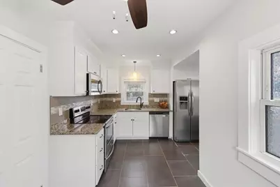 4 Belcher St, Canton, MA 02021 - Photo 7