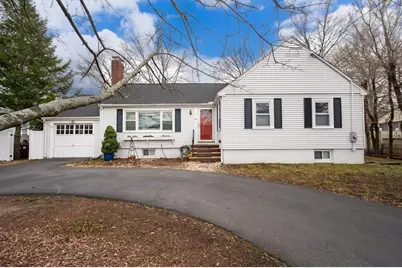 481 Upham St, Melrose, MA 02176 - Photo 33