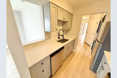 59-69 Msgr Patrick J Lydon Way #306, Boston, MA 02124 - Photo 7