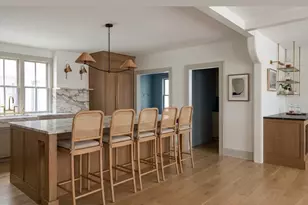 7 Lunt St, Newburyport, MA 01950 - Photo 3