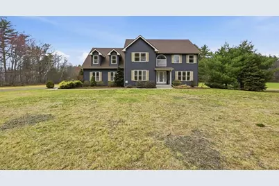 13 Shattuck Rd, Hadley, MA 01035 - Photo 1