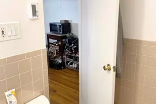 135 Central St, Somerville, MA 02145 - Photo 11