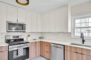 58-60 Elmwood, Somerville, MA 02144 - Photo 5