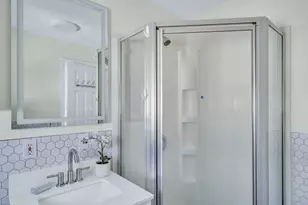 58-60 Elmwood, Somerville, MA 02144 - Photo 23