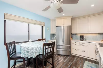 295 Lynn Shore Dr #702, Lynn, MA 01902 - Photo 11