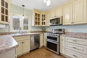 23 Porter Rd, Natick, MA 01760 - Photo 5