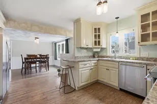 23 Porter Rd, Natick, MA 01760 - Photo 3