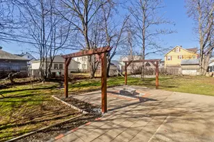 24 Morrell St, Springfield, MA 01104 - Photo 29