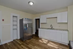 24 Morrell St, Springfield, MA 01104 - Photo 5