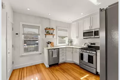 135 Thacher St #135, Milton, MA 02186 - Photo 9