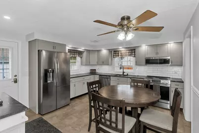 405 New Ludlow Rd, Chicopee, MA 01020 - Photo 13