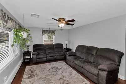 405 New Ludlow Rd, Chicopee, MA 01020 - Photo 23