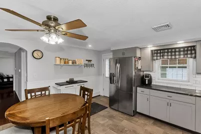 405 New Ludlow Rd, Chicopee, MA 01020 - Photo 15