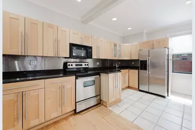 6 Cushing St #1, Waltham, MA 02453 - Photo 9
