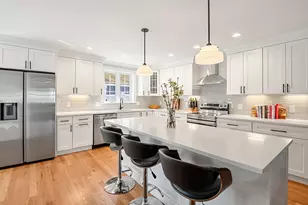 24 Mystic Lake Dr, Arlington, MA 02474 - Photo 5