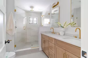 712 Watertown St, Newton, MA 02460 - Photo 21