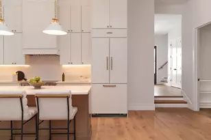 712 Watertown St, Newton, MA 02460 - Photo 15