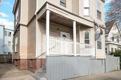 22 Elm St, Lynn, MA 01905 - Photo 11