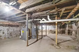 22 Elm St, Lynn, MA 01905 - Photo 35