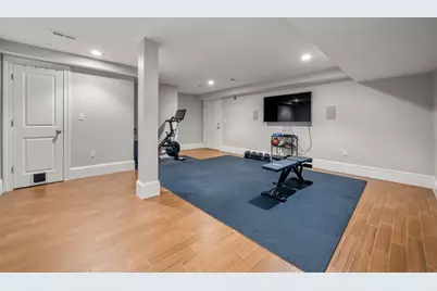 858 E 2nd Street #2, Boston, MA 02127 - Photo 19