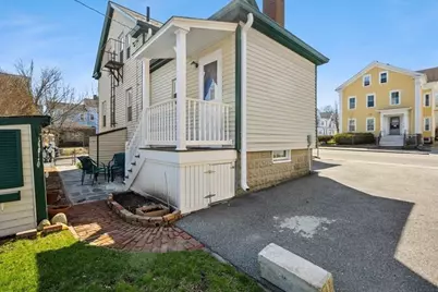 622 County St, New Bedford, MA 02740 - Photo 3