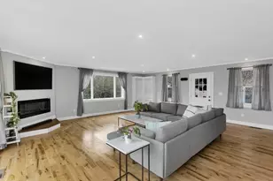 916 S East St, Amherst, MA 01002 - Photo 19