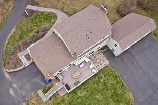 916 S East St, Amherst, MA 01002 - Photo 9