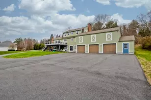 916 S East St, Amherst, MA 01002 - Photo 5