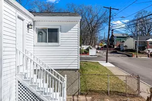 42 Brockton St, Boston, MA 02126 - Photo 25