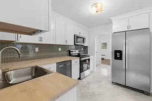 42 Brockton St, Boston, MA 02126 - Photo 7