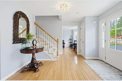 19 Harmony Trl, Hopedale, MA 01747 - Photo 5