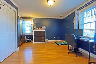 375 Lowell Ave, Newton, MA 02460 - Photo 17