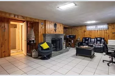 3 Greenview Rd #3, Stoneham, MA 02180 - Photo 5