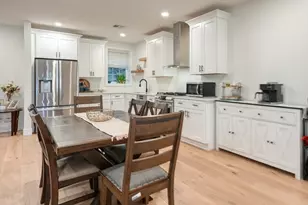 17 School St, Hudson, MA 01749 - Photo 3