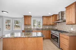 255 Hay Meadow Rd, North Andover, MA 01845 - Photo 9